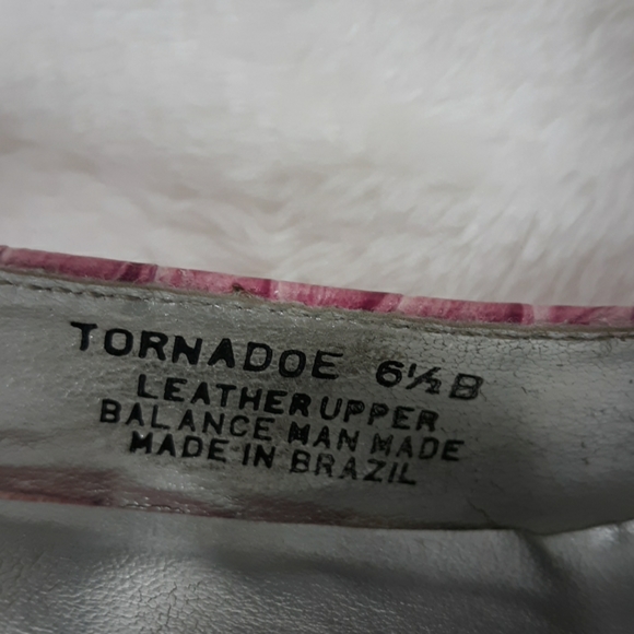 ⬇️$18 Steve Madden pink Tornadoe womens 6.5 B - Picture 7 of 8
